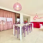 Royal Pink - Design- Vue De Reve - Parking Gratuit Apartmán *