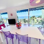 Royal Pink - Design- Vue De Reve - Parking Gratuit Cannes