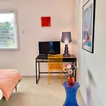 Royal Pink - Design- Vue De Reve - Parking Gratuit Cannes