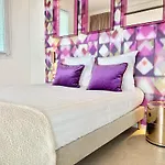 Royal Pink - Design- Vue De Reve - Parking Gratuit Apartmán *