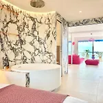 Apartmán Royal Pink - Design- Vue De Reve - Parking Gratuit